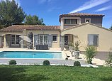 [G. Immobilier de Prestige] In Pernes les Fontaines, a villa with swimming pool 