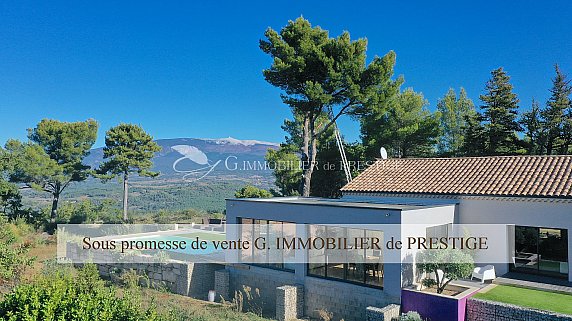 [G. Immobilier de Prestige] Sous  Promesse A Blauvac, une villa avec une vue unique